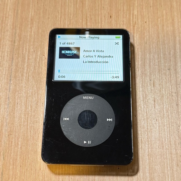 iPod Model:A1136 5thGen 80GB Blk Tested Good w/7233 Songs Good Battery Read Info - Picture 10 of 16